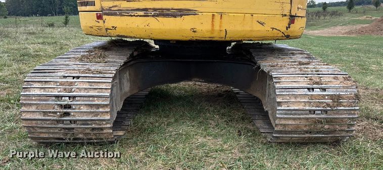 image for item ED2296 2010 Komatsu PC228USLC-3 excavator