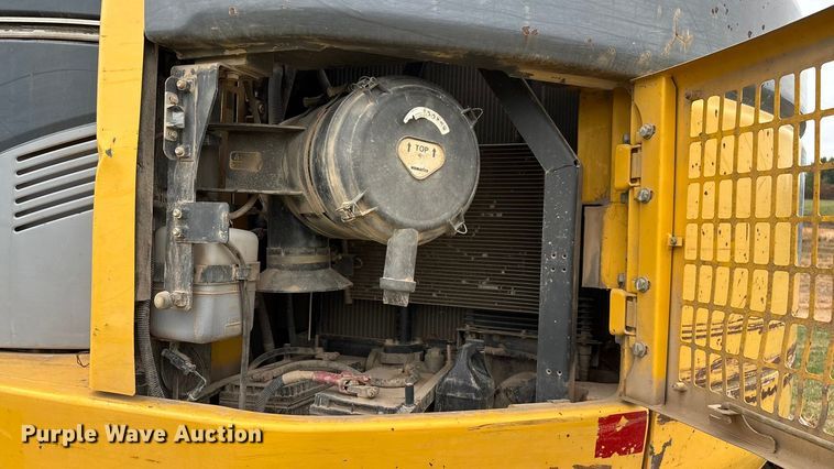 image for item ED2296 2010 Komatsu PC228USLC-3 excavator