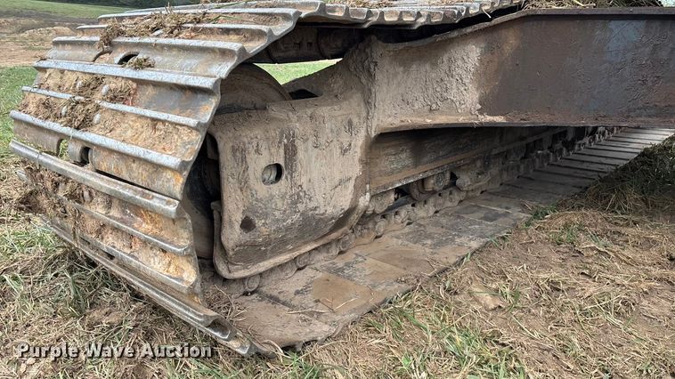 image for item ED2296 2010 Komatsu PC228USLC-3 excavator