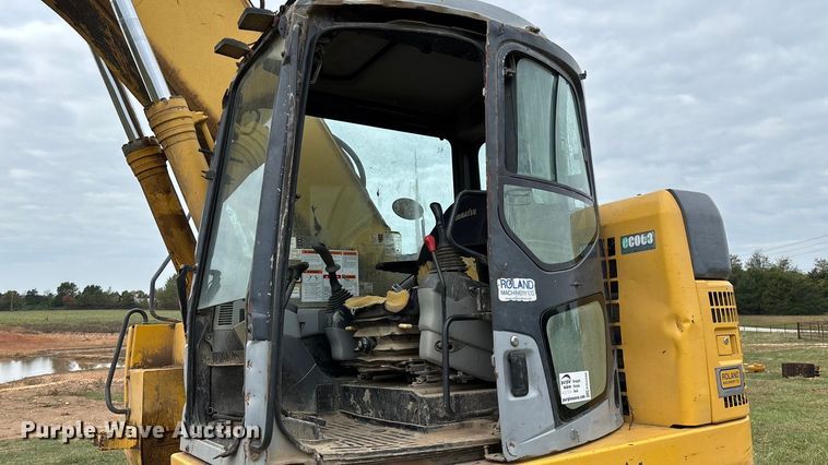 image for item ED2296 2010 Komatsu PC228USLC-3 excavator