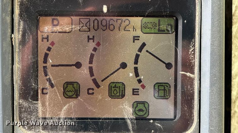 image for item ED2296 2010 Komatsu PC228USLC-3 excavator