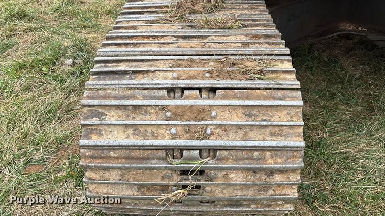 image for item ED2296 2010 Komatsu PC228USLC-3 excavator