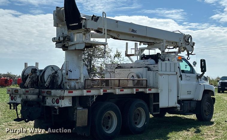 image for item ED2297 2006 Chevrolet C8500 digger derrick truck