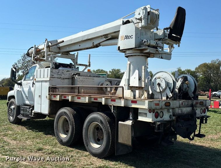 image for item ED2297 2006 Chevrolet C8500 digger derrick truck