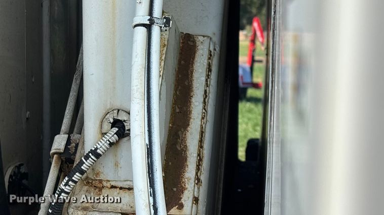 image for item ED2297 2006 Chevrolet C8500 digger derrick truck