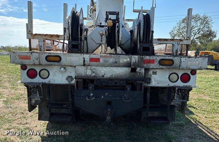 image for item ED2297 2006 Chevrolet C8500 digger derrick truck