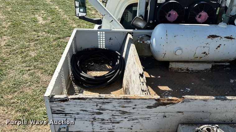 image for item ED2297 2006 Chevrolet C8500 digger derrick truck