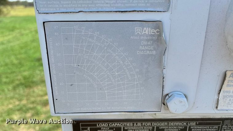 image for item ED2297 2006 Chevrolet C8500 digger derrick truck