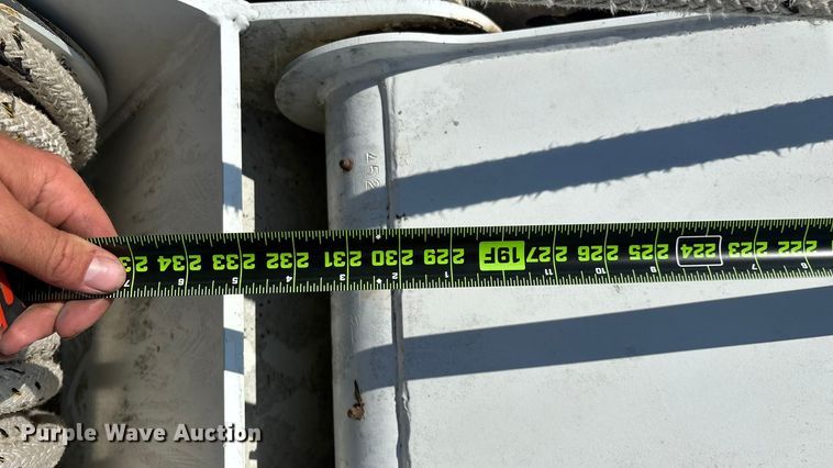 image for item ED2297 2006 Chevrolet C8500 digger derrick truck