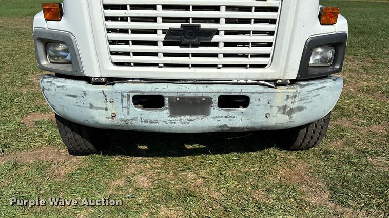 image for item ED2297 2006 Chevrolet C8500 digger derrick truck