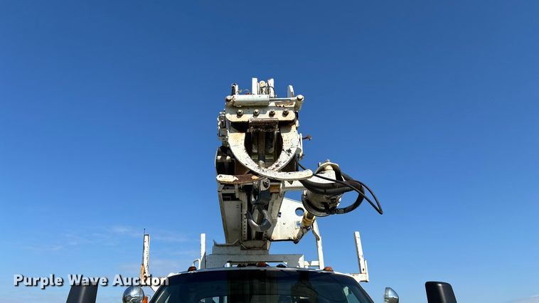 image for item ED2297 2006 Chevrolet C8500 digger derrick truck