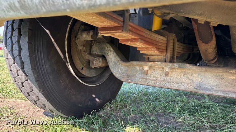 image for item ED2297 2006 Chevrolet C8500 digger derrick truck