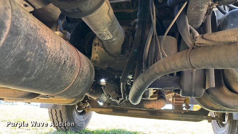 image for item ED2297 2006 Chevrolet C8500 digger derrick truck