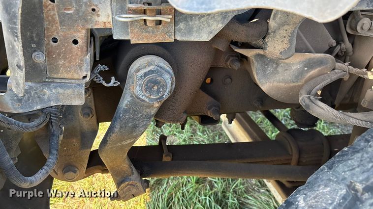 image for item ED2297 2006 Chevrolet C8500 digger derrick truck