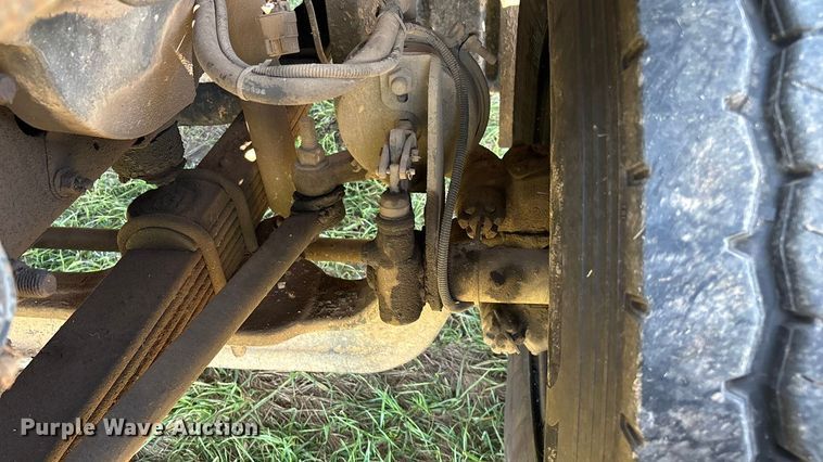 image for item ED2297 2006 Chevrolet C8500 digger derrick truck