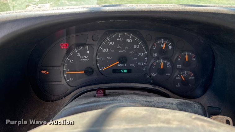 image for item ED2297 2006 Chevrolet C8500 digger derrick truck