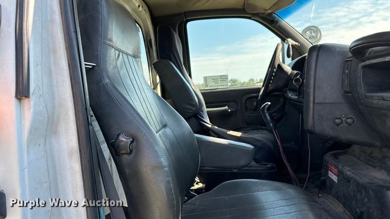 image for item ED2297 2006 Chevrolet C8500 digger derrick truck