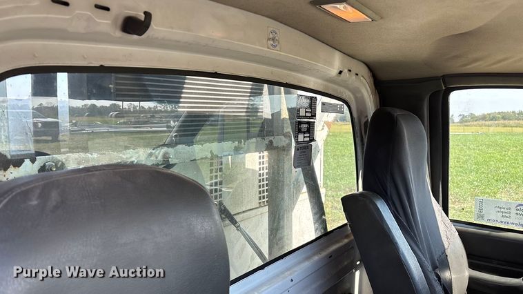 image for item ED2297 2006 Chevrolet C8500 digger derrick truck