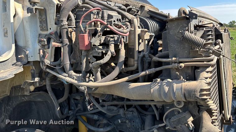 image for item ED2297 2006 Chevrolet C8500 digger derrick truck