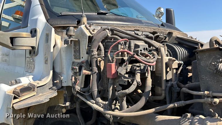 image for item ED2297 2006 Chevrolet C8500 digger derrick truck