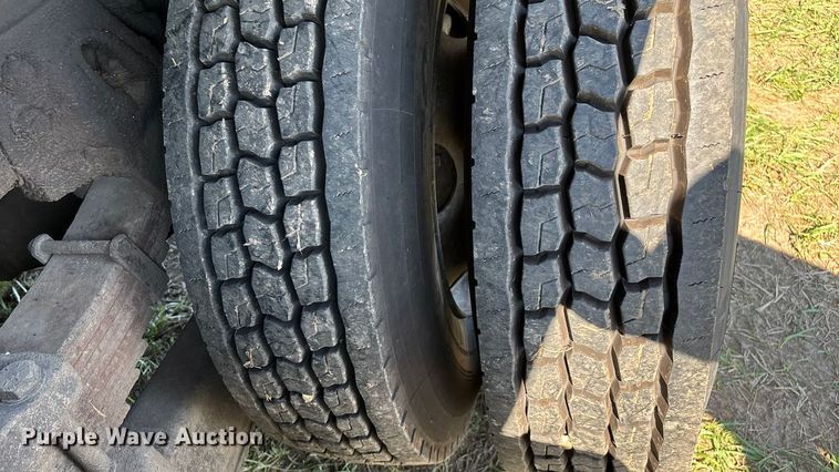 image for item ED2297 2006 Chevrolet C8500 digger derrick truck