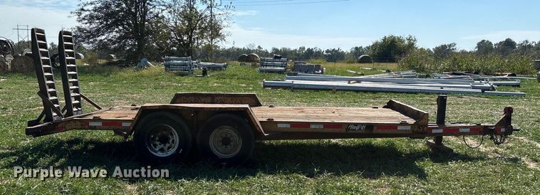 image for item ED2298 2005 Redi Haul equipment trailer