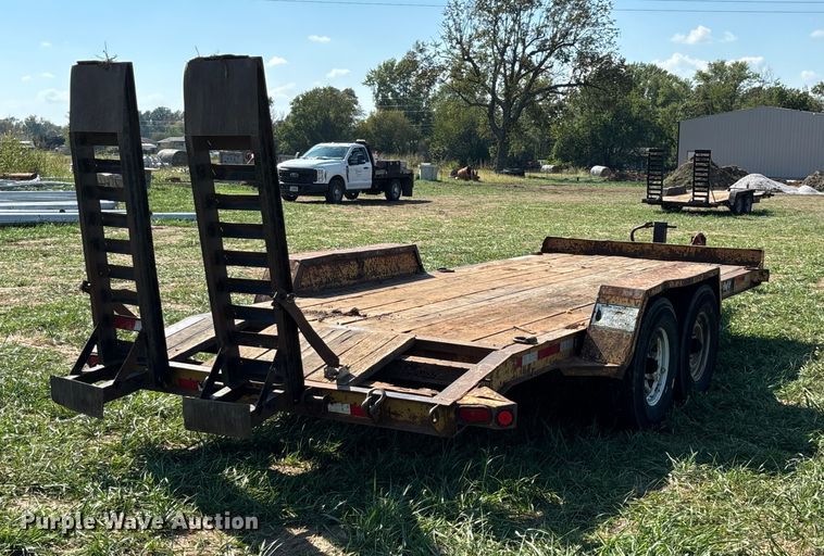 image for item ED2298 2005 Redi Haul equipment trailer