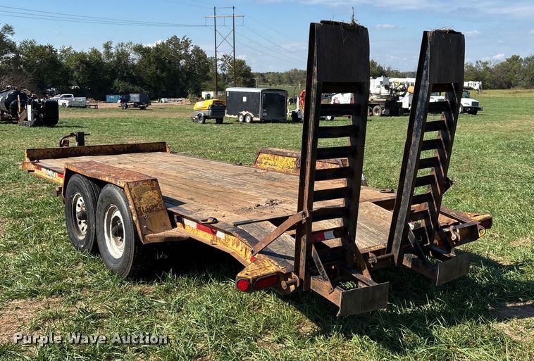 image for item ED2298 2005 Redi Haul equipment trailer