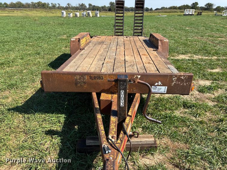 image for item ED2298 2005 Redi Haul equipment trailer