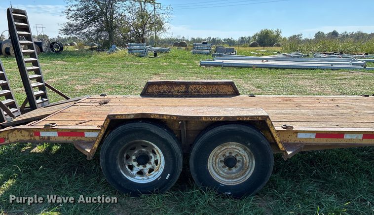 image for item ED2298 2005 Redi Haul equipment trailer