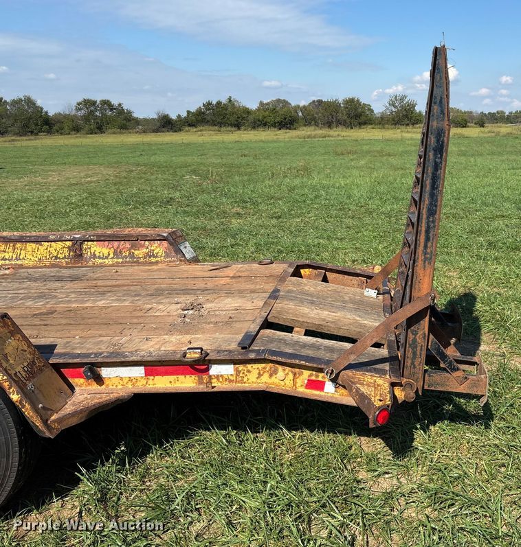 image for item ED2298 2005 Redi Haul equipment trailer