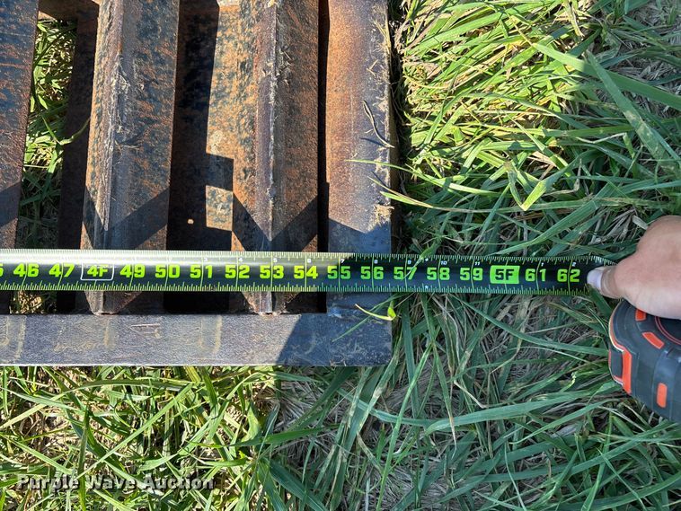 image for item ED2298 2005 Redi Haul equipment trailer