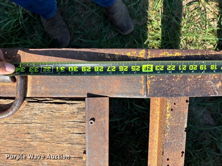 image for item ED2298 2005 Redi Haul equipment trailer