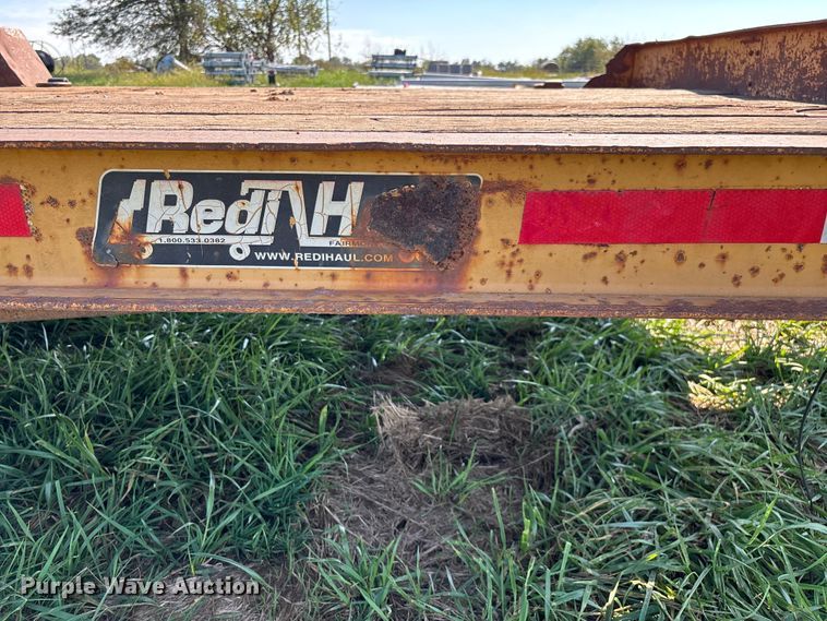image for item ED2298 2005 Redi Haul equipment trailer