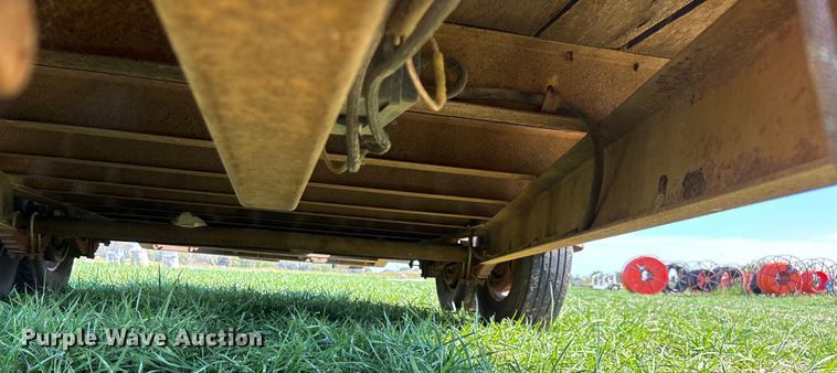 image for item ED2298 2005 Redi Haul equipment trailer