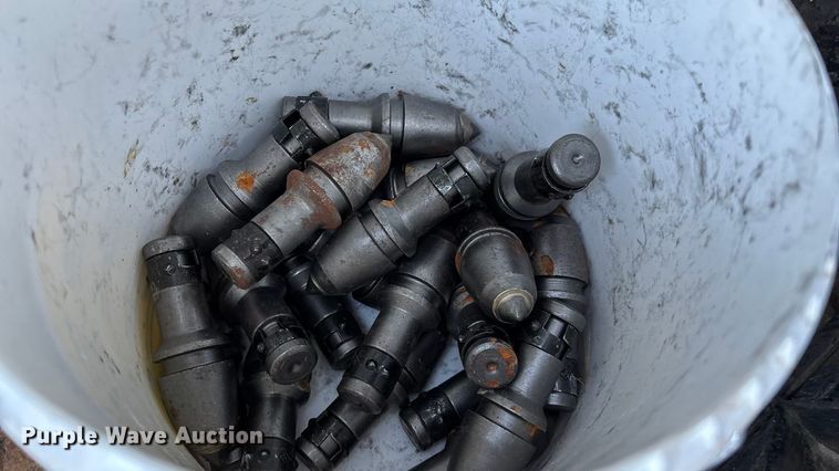 image for item ED2300 1992 Ford F700 pressure digger truck