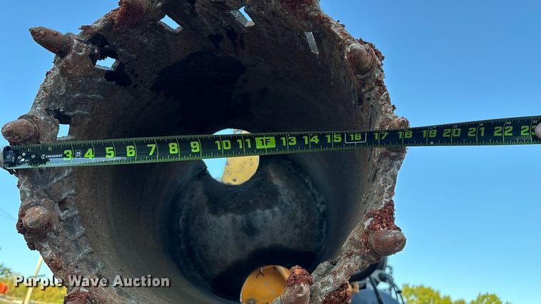 image for item ED2300 1992 Ford F700 pressure digger truck