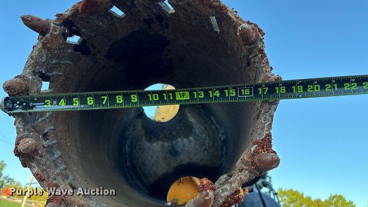 image for item ED2300 1992 Ford F700 pressure digger truck