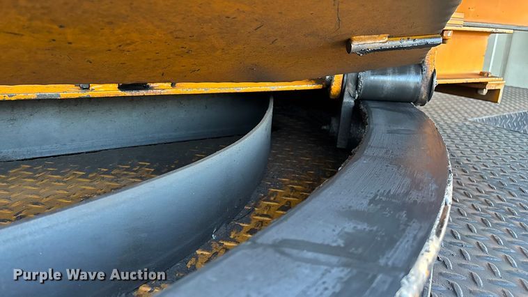 image for item ED2300 1992 Ford F700 pressure digger truck