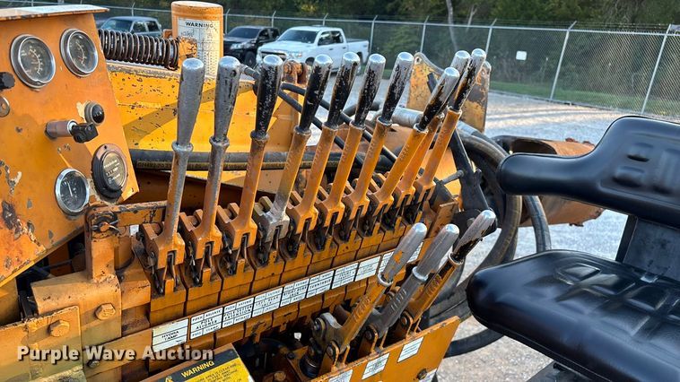 image for item ED2300 1992 Ford F700 pressure digger truck