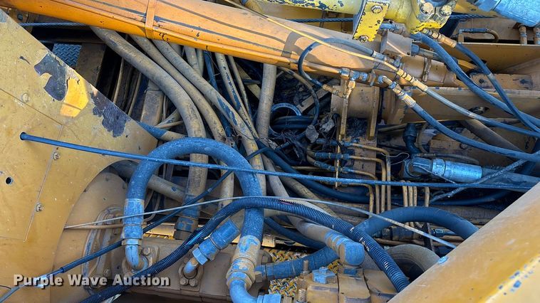 image for item ED2300 1992 Ford F700 pressure digger truck