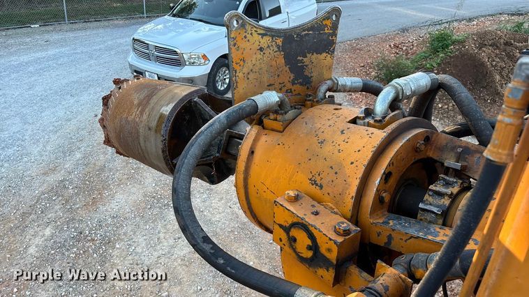 image for item ED2300 1992 Ford F700 pressure digger truck