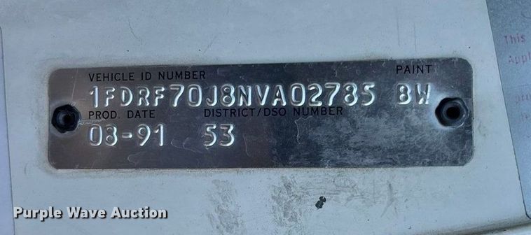 image for item ED2300 1992 Ford F700 pressure digger truck