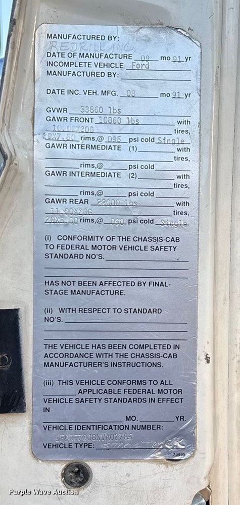 image for item ED2300 1992 Ford F700 pressure digger truck