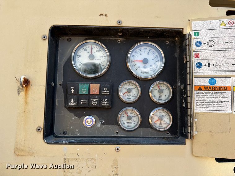 image for item ED5929 2015 Doosan P425/HP375WCU-T4I air compressor