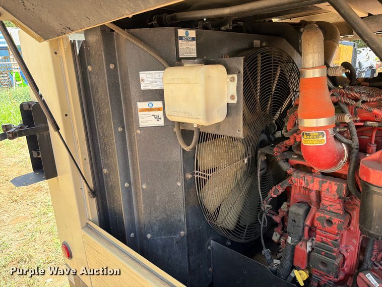 image for item ED5929 2015 Doosan P425/HP375WCU-T4I air compressor