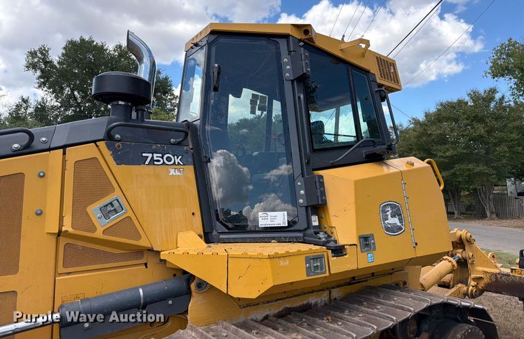 image for item ED5931 2017 John Deere 750K XLT dozer