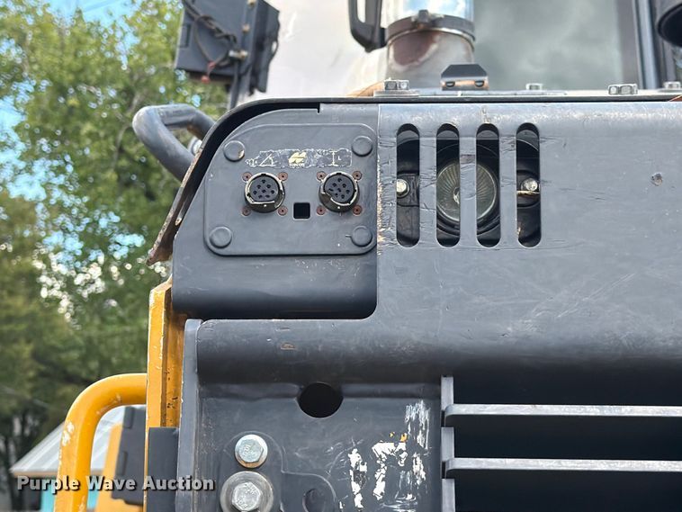 image for item ED5931 2017 John Deere 750K XLT dozer