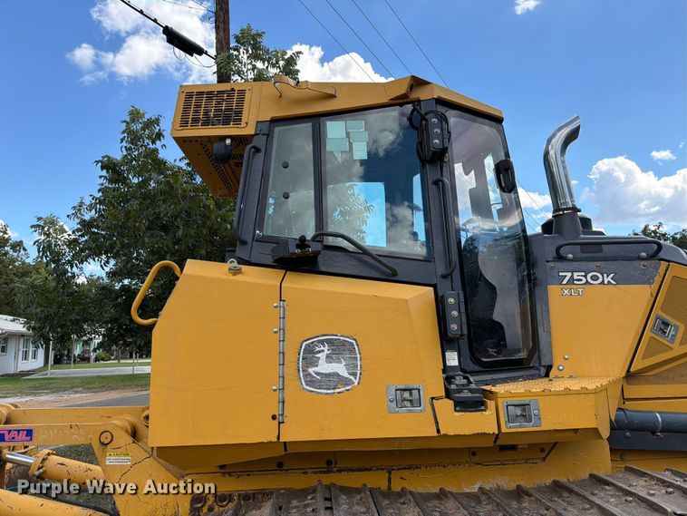 image for item ED5931 2017 John Deere 750K XLT dozer