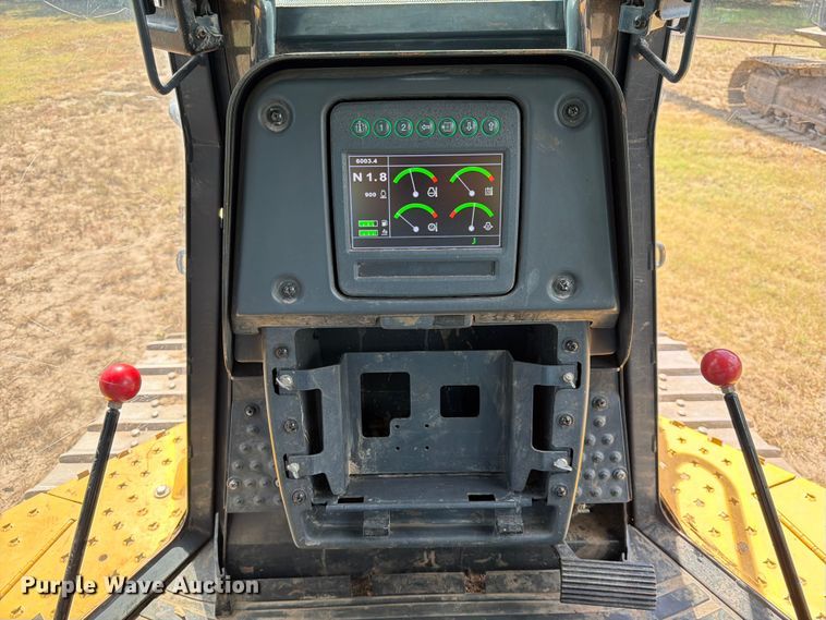 image for item ED5931 2017 John Deere 750K XLT dozer